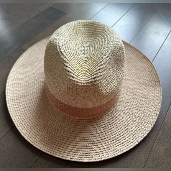 Halogen Panama Sun hat from Nordstrom, draw string to tighten around head - Picture 3 of 11